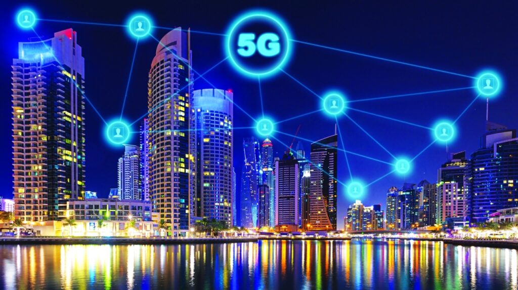 الصورة : بنية أساسية تقنية متقدمة تعزز "الرقمنة" في الإمارات