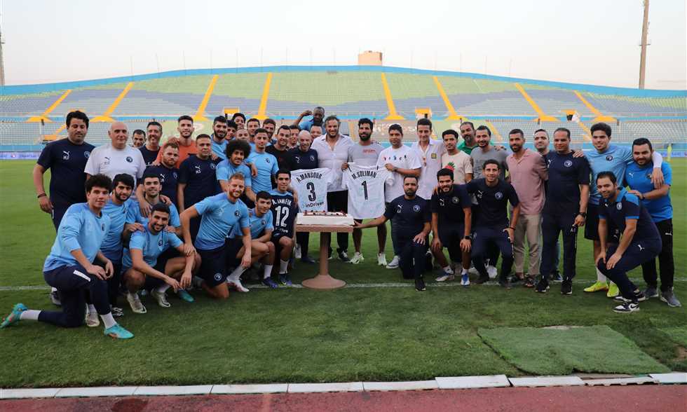 FilGoal | أخبار | بيراميدز يكرم ثلاثي الفريق ويعلن رحيلهم بعد انتهاء تعاقدهم