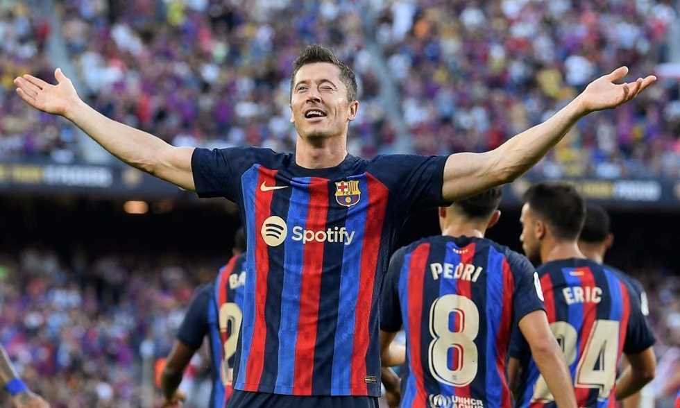 FilGoal | أخبار | ليفاندوفسكي ينشر الرعب ويقود برشلونة لاكتساح بلد الوليد
