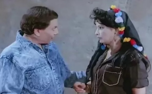 أجرأ فنانة مصرية .. تزوجت 20 رجلاً وكررت خطيئة الفنانة ناهد يسري وأصيبت بالجنون في آخر أيامها .. هل عرفتم من تكون.! !