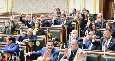 أحمد سمير وزيرا للصناعة ونيفين الكيلانى للثقافة وصلاح الدين للإنتاج الحربى