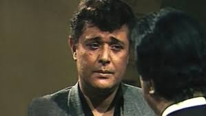 أول صورة لـ رأفت الهجان الحقيقي في فيلم مع سامية جمال!! طلع أوسم بكثير من محمود عبد العزيز!!