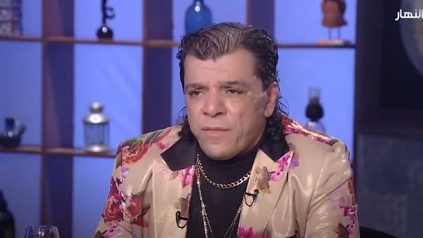 ابن شعبان عبد الرحيم يقل أدبه ويطلب الزواج من زوجة والده الراحل.. النجمة الشهيرة علّمته درساً قاسياً في الأدب !!
