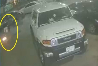 اشتعال النيران في "عربة سكوتر" داخل شنطة سيارة بسكاكا.. وردة فعل سريعة تنقذ الموقف • صحيفة المرصد