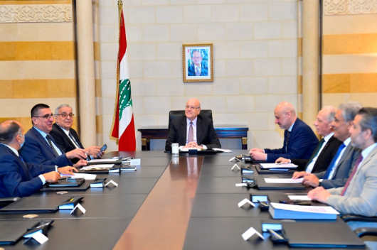 الرئيس ميقاتي ترأس اجتماعا للجنة عودة النازحين والتقى الابيض وبو حبيب والقرم – موقع قناة المنار – لبنان