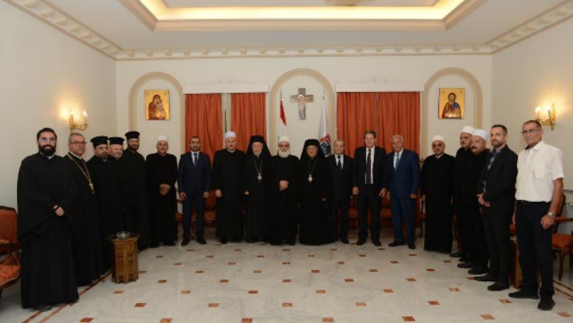 العبسي استقبل شيخ العقل... ونداء "من أجل إنقاذ ما تبقى"