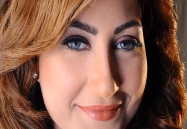 الفنانة( بوسي )بعد أن ضبطت زوجها يعاشر نجمة الرقص الشرقي في غرفة نومها..لم تجعلهُ يتوقف وعندما أكمل متعته للنهايـة كانت هكذا ردة فعلها الصادمة.! !