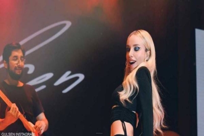 القبض على مغنية تركية شهيرة بعد تعليقها عن المدارس الدينية • صحيفة المرصد