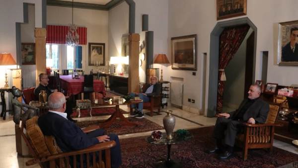 المدن - حسابات جنبلاط وهواجس "القوات"