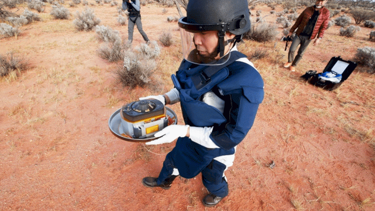 المياه قد تكون وصلت إلى الأرض من الكويكبات