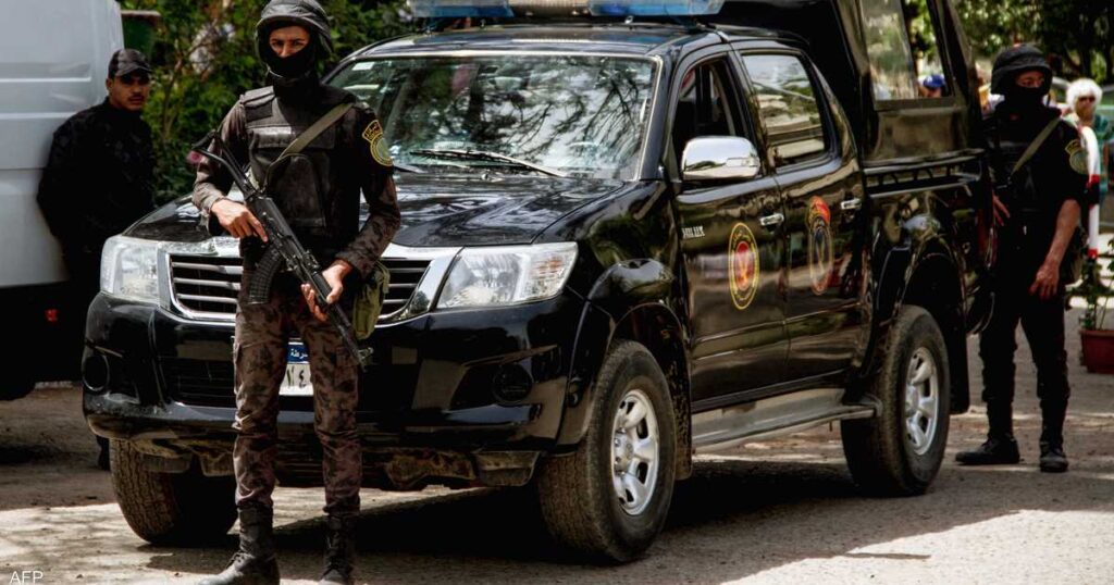 بالأسماء.. عفو رئاسي عن 25 من المحبوسين احتياطيا في مصر