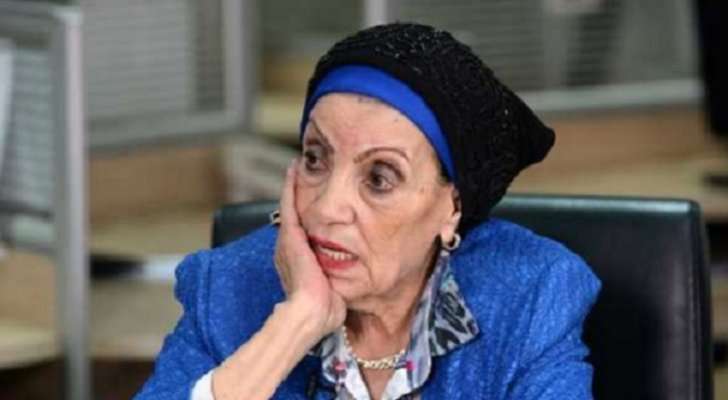 بالصور.. أشرف زكي وسيف عبد الرحمن يشيعان رجاء حسين إلى مثواها الأخير
