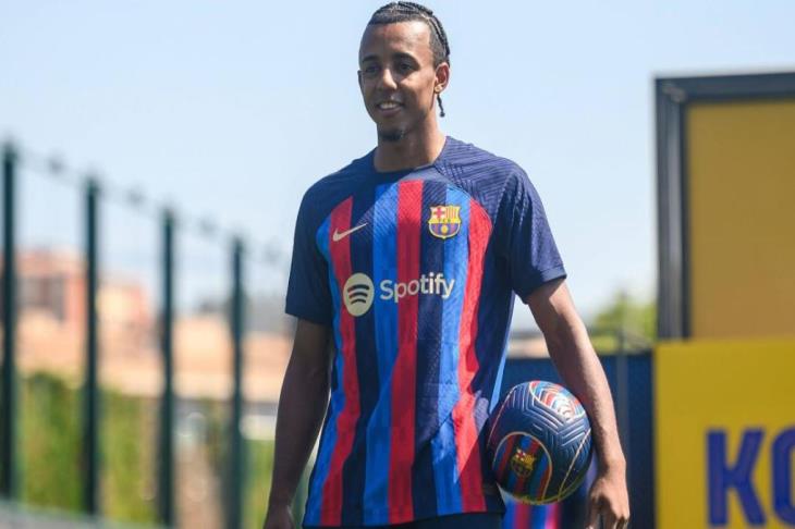 بعد قيد الصفقات.. كيف يمكن لبرشلونة أن يسجل كوندي؟