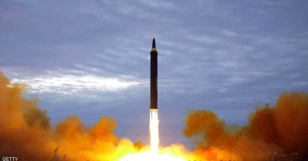 بـ13 ألف سلاح نووي.. تحذيرات تتوالى من "حافة الهاوية"