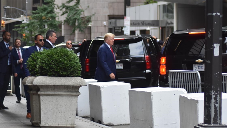 بينهم نيكسون وترامب.. تحقيقات "إف بي آي" تطال زعماء البيت الأبيض (تقرير)