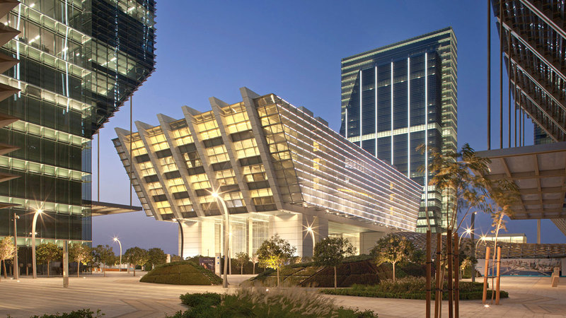 توفير خدمات الإقامة الذهبية في أبوظبي من خلال بوابة «أبوظبي العالمي»