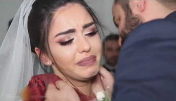 حفل زفاف أسطوري ينقلب رأسًا على عقب ويتحول إلى مأتم كبير.. كانت ليلة دخلتهم عنيفة وصعبة أستمرت لثلاث ساعات كاملة.. وبعدها وقعت الخطيئة الّتـي لم تخطر ببال العروسين.! !