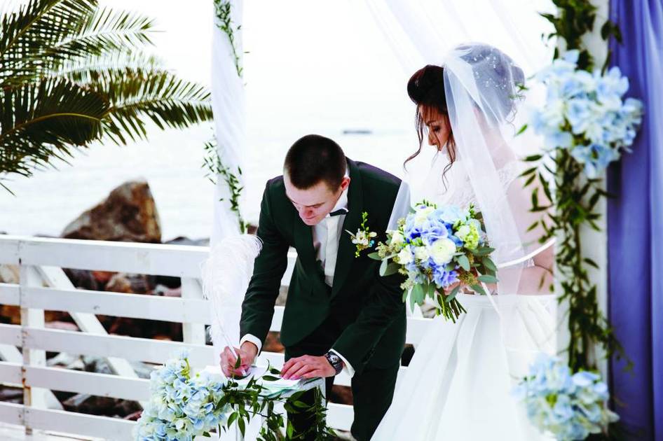 دبي تسجل 2879 عقد زواج في النصف الأول