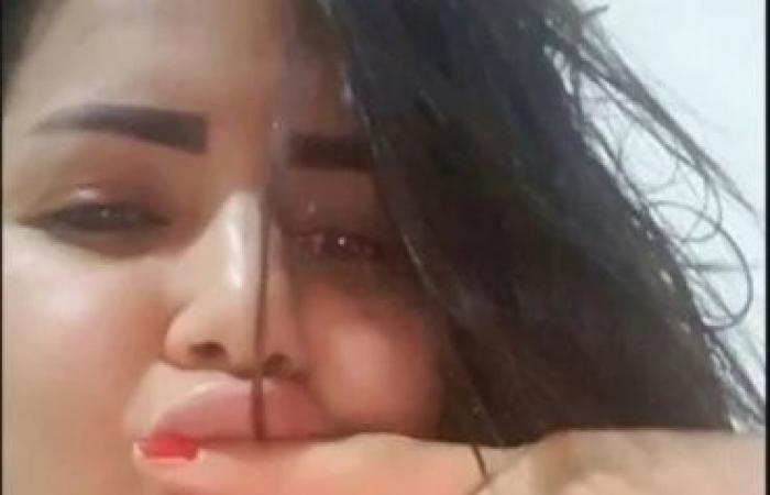 شاهد .. سما المصري تركت الفن وبتلعب لعبة “ماين كرافت” عريانة : 112 مليون بيتفرجوا