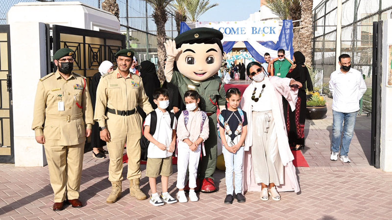 شرطة دبي تستقبل العام الدراسي الجديد بـ «يوم بلا حوادث»