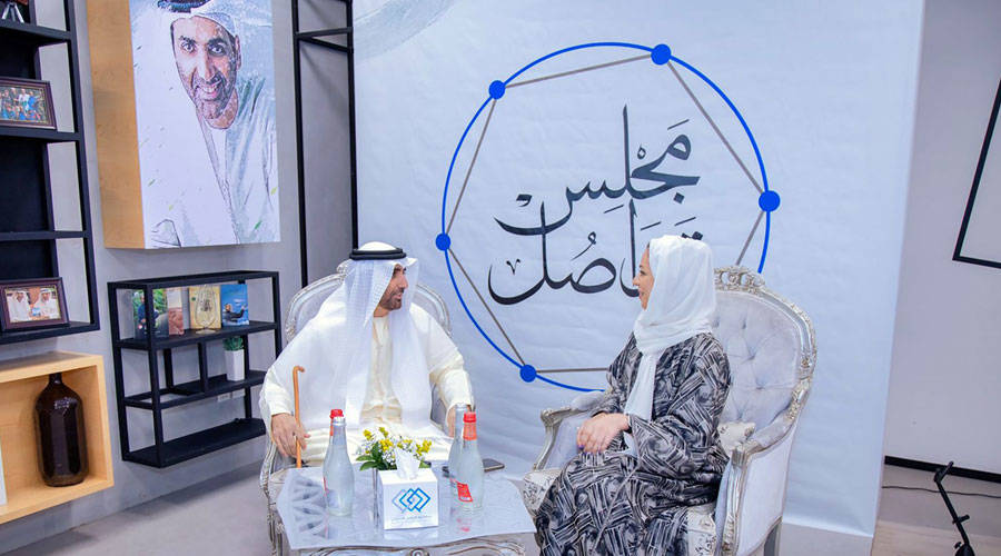 عبد العزيز النعيمي يحضر أولى جلسات «مجلس تواصل» بعجمان