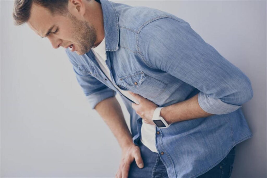 علامات تكشف الإصابة بسرطان الأمعاء والقولون