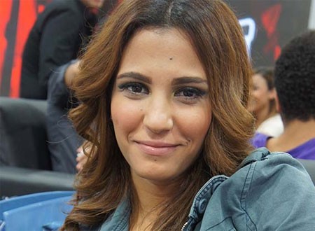 غلطة عمري اني فضلته على كاظم الساهر.. نجمة "ذا فويس" لمياء جمال تكشف صابر الرباعي وأفعاله وراء الكواليس!!