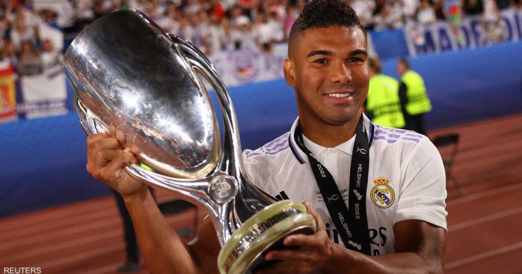 كاسيميرو يودع ريال مدريد.. والوجهة "أولد ترافورد"