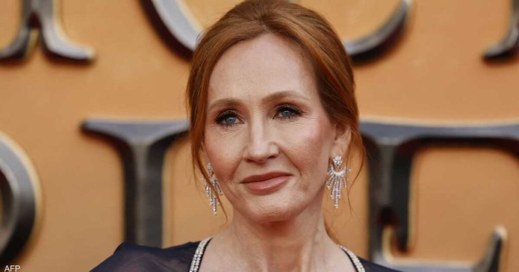 مؤلفة "هاري بوتر" تتلقى تهديدا بالقتل بسبب سلمان رشدي