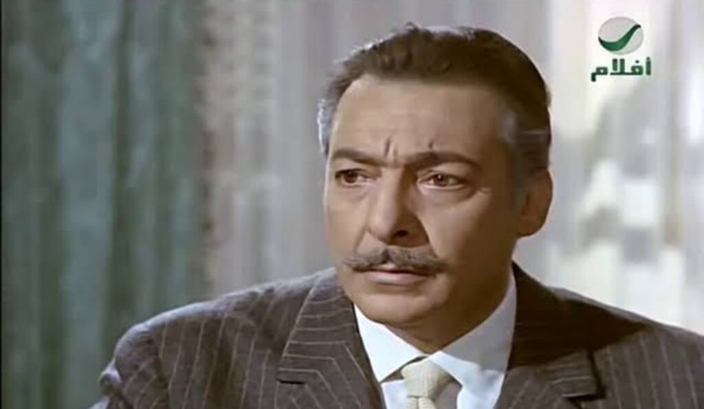 مافيش دخان من غير نار: أشهر فنان مصري كبير يصبح شاذ بسبب حقنة عضل .. لن تصدق من هو ومالذي حدث وجعلة يفقد عقلة .!! (الحقيقة في التفاصيل)