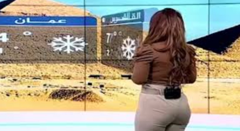 مذيعة مشهورة فاتنة الجمال تمزقت ملابسها فـي البث المباشر؟.. وتقع في الفخ أمام كـل المشاهدين.!!(شاهد فيديو محرج)