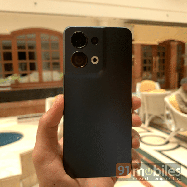 مراجعة OPPO Reno8 5G: حارس متوسط ​​أنيق لن يكسر البنك