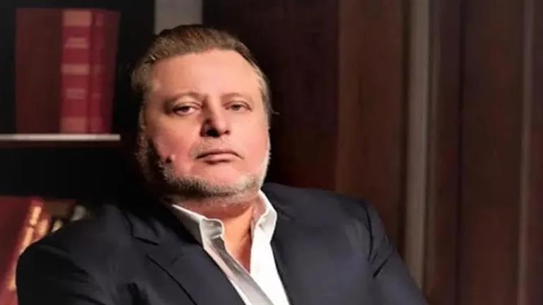 مصادر: محافظ البنك المركزي يعين هشام عز العرب ومحمد نجيب مستشارين له