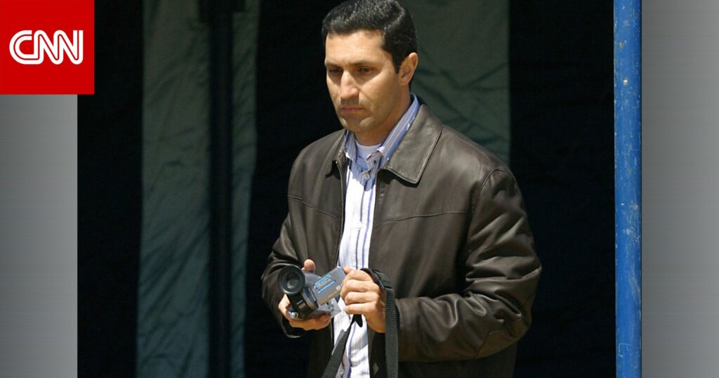 مصر.. انتقاد دفاع علاء مبارك عن ساويرس ونجل الرئيس المصري الأسبق يرد