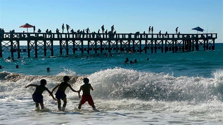 من الملاك للأونرز: كان ساحلا طيبا.. 155 كيلو مترا من التصييف إلى التصنيف