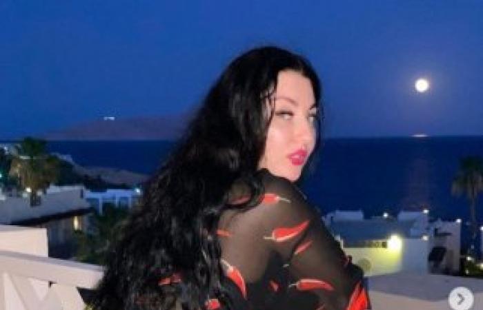 يادي الفضايح – شوف صافيناز عملت ايه في البلكونة ..اتفرج