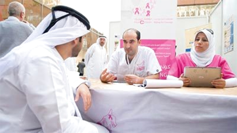 %1 من مرضى سرطان الثدي رجال