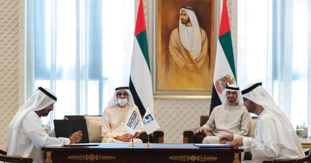 أدنوك الإماراتية توقع اتفاقية لبيع الغاز لهيئة دبي للتجهيزات