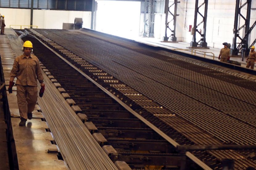 أرباح "حديد عز" المصرية تقفز 130% في الربع الثاني بدعم من المبيعات