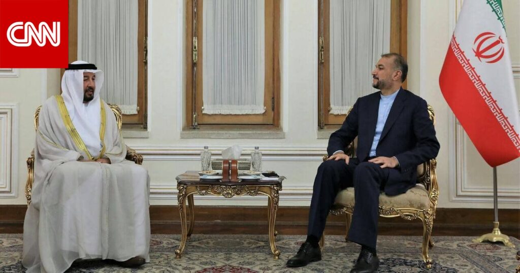 أكاديمي إماراتي يعلق على لقاء سفير بلاده مع وزير خارجية إيران