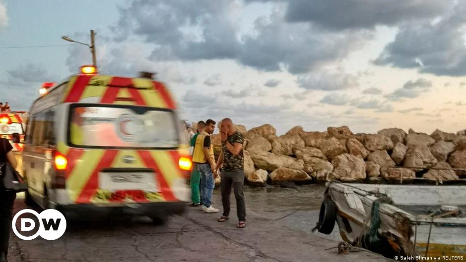 ارتفاع عدد ضحايا غرق مركب للمهاجرين قبالة السواحل السورية | أخبار DW عربية | أخبار عاجلة ووجهات نظر من جميع أنحاء العالم | DW