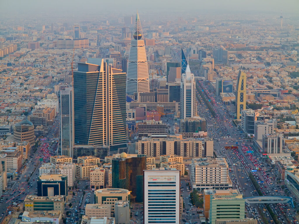 مشهد عام لوسط مدينة الرياض