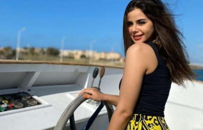 العبي يا العاب – منة عرفة هتوريك البتلو على اصوله