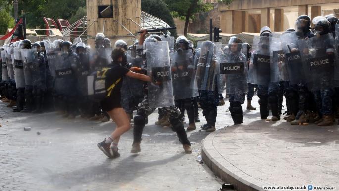 العفو الدولية تدعو لتحقيق عدلي بوفاة موقوف سوري تحت التعذيب في لبنان