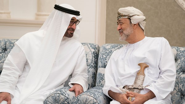 العلاقات الإماراتية العُمانية.. روابط تاريخية تتوارثها الأجيال