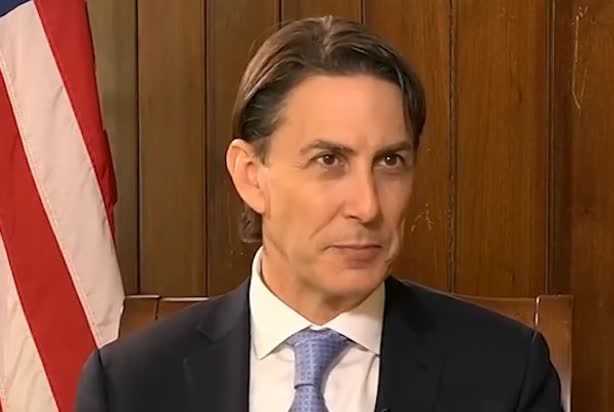 المركزية- بحث مع "توتال" بالتزاماتها.. هوكشتاين في لبنان الأسبوع المقبل