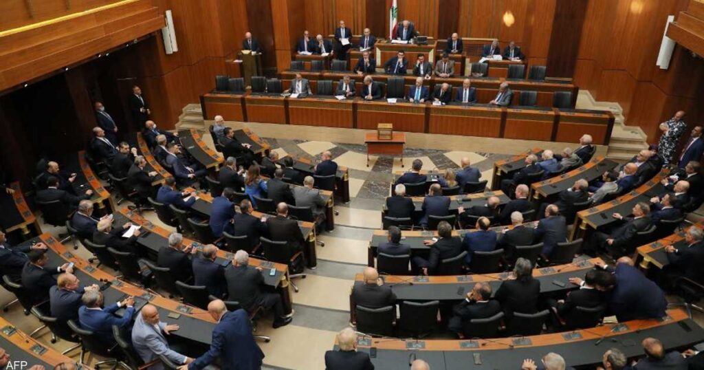 برلمان لبنان يخفق في اختيار رئيس جديد للبلاد