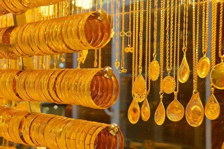 بعد تثبيت سعر الفائدة.. أسعار الذهب في نهاية تعاملات اليوم الخميس