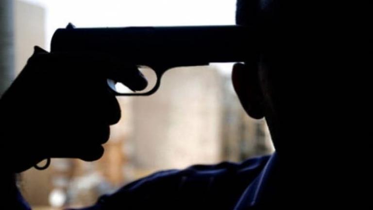 جثة بجوارها طبنجة.. صاحب مركز صيانة سيارات ينفذ حكم الإعدام