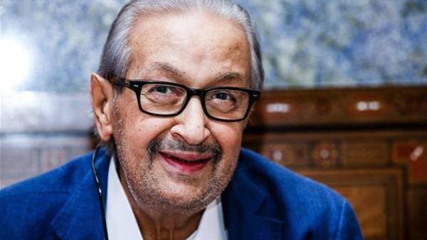 جدل في مصر.. مقتنيات الراحل نور الشريف تباع على الأرصفة!